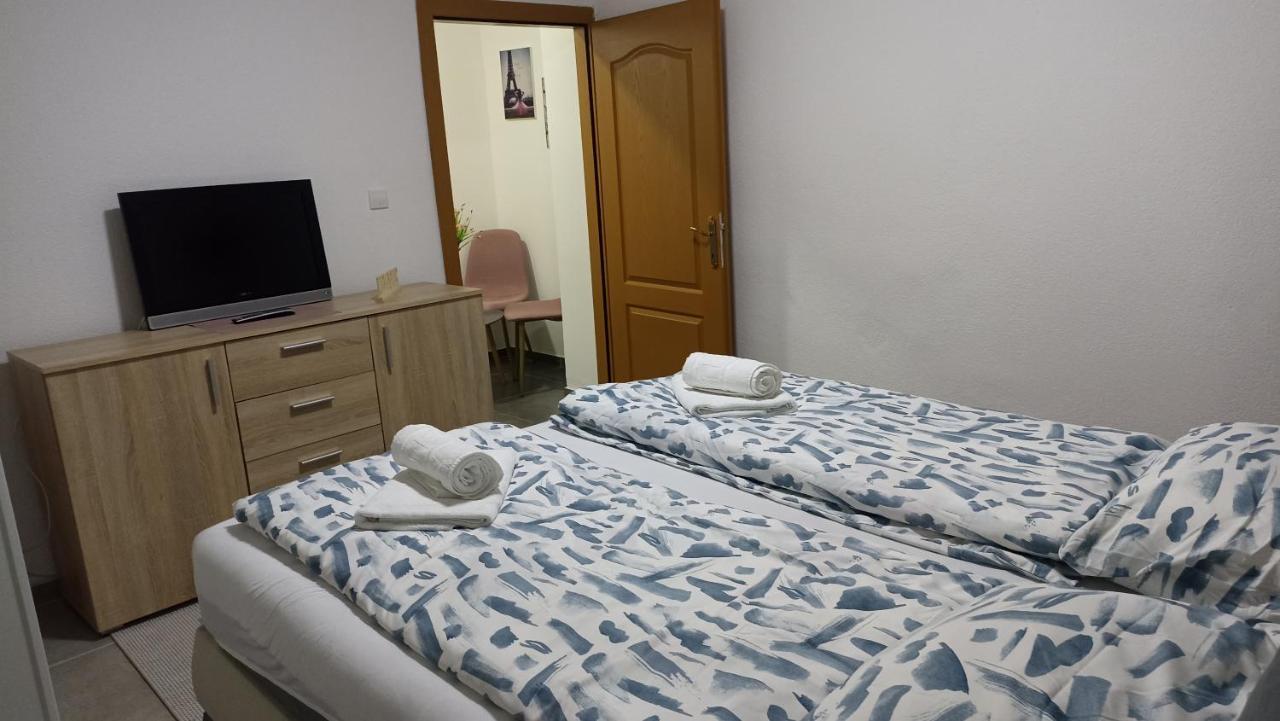 Elita Prenociste Apartment Bihac Bagian luar foto