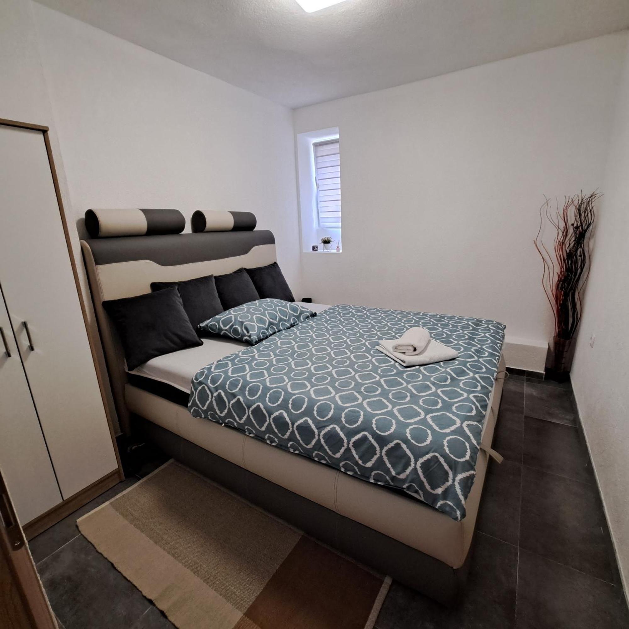 Elita Prenociste Apartment Bihac Ruang foto
